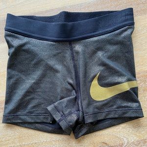 Nike pros - shimmer